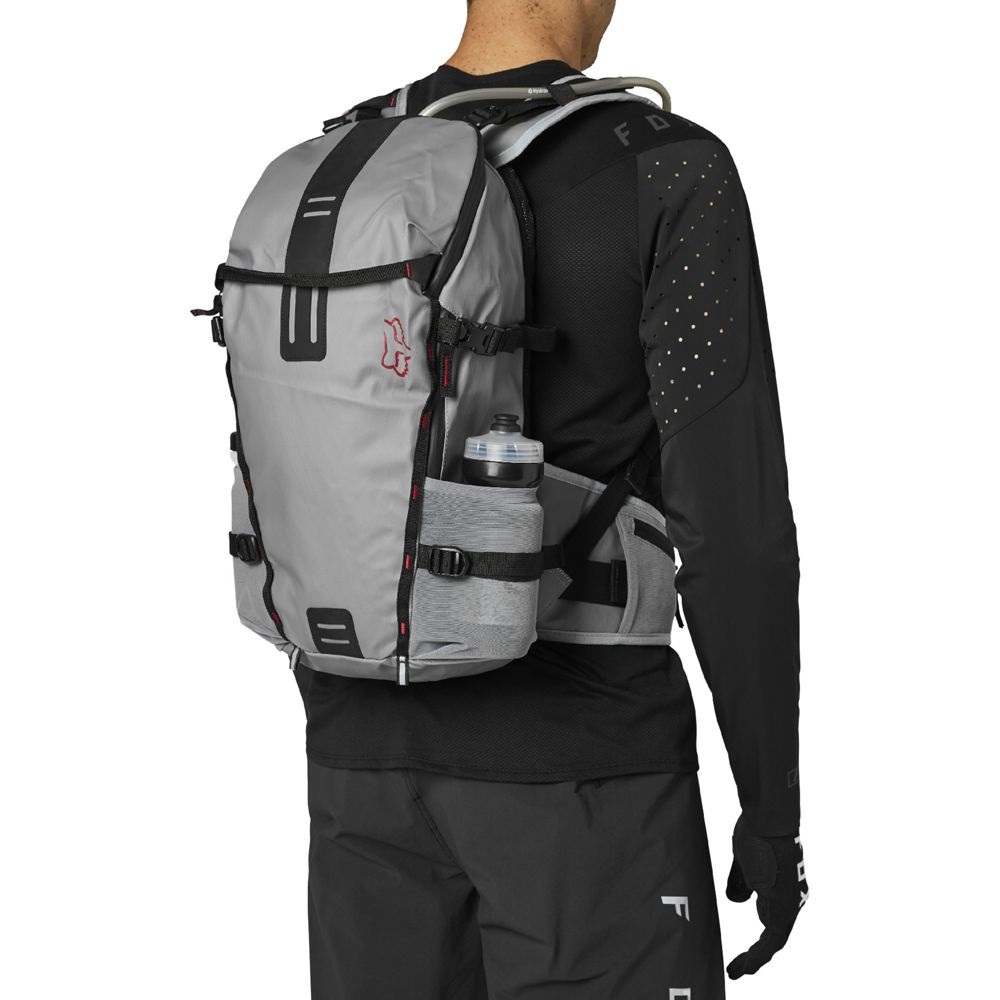 Large 22991 Fox Racing Utility Hydration Pack